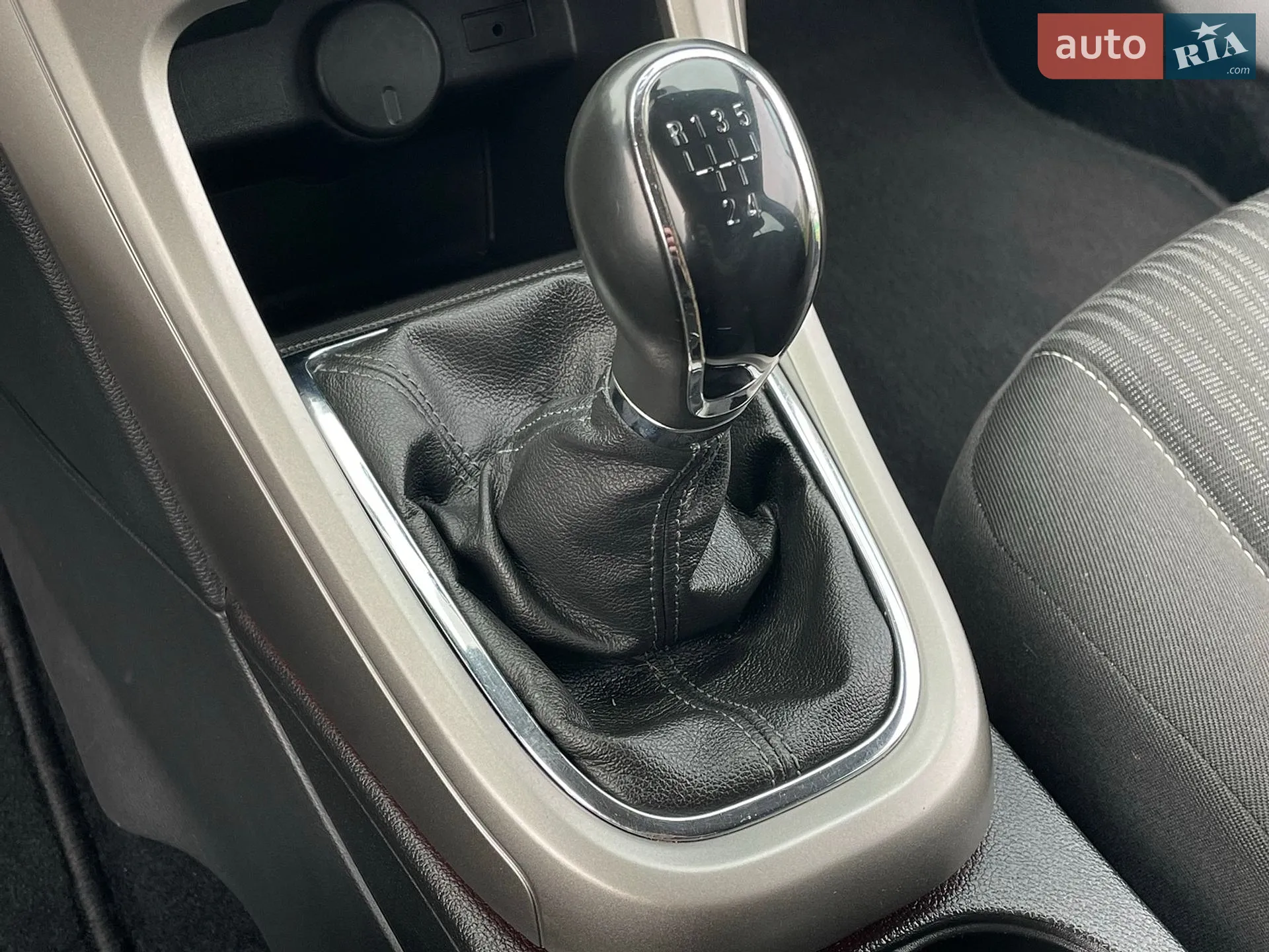2010 Opel Astra - мініатюра 61
