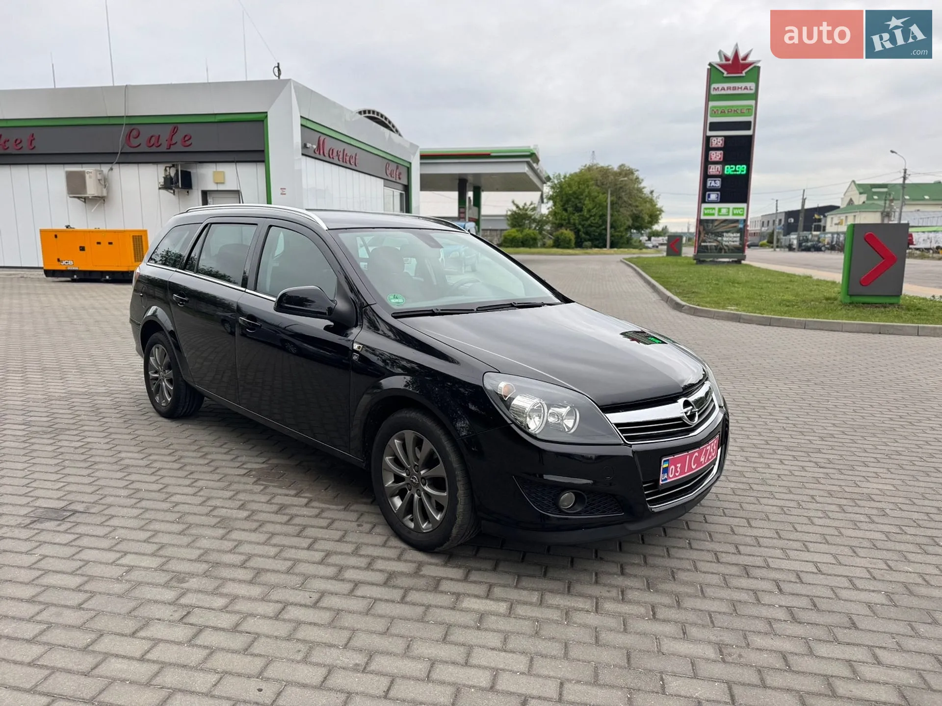 2010 Opel Astra - мініатюра 12