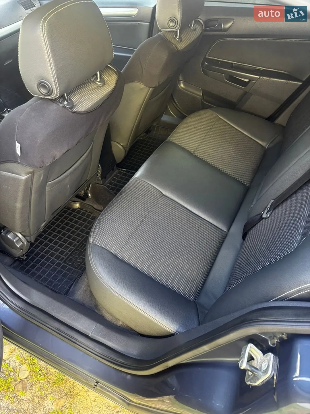 2010 Opel Astra - мініатюра 12