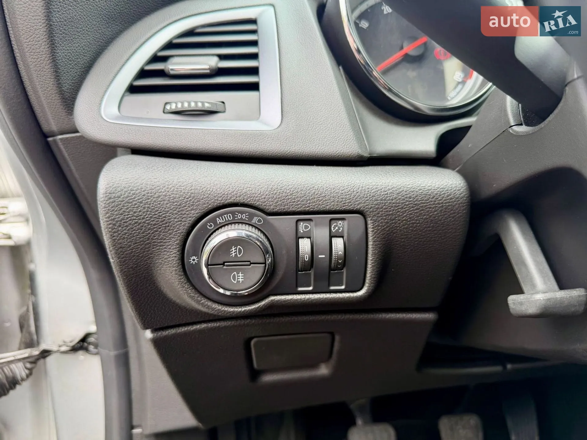 2015 Opel Astra - мініатюра 43