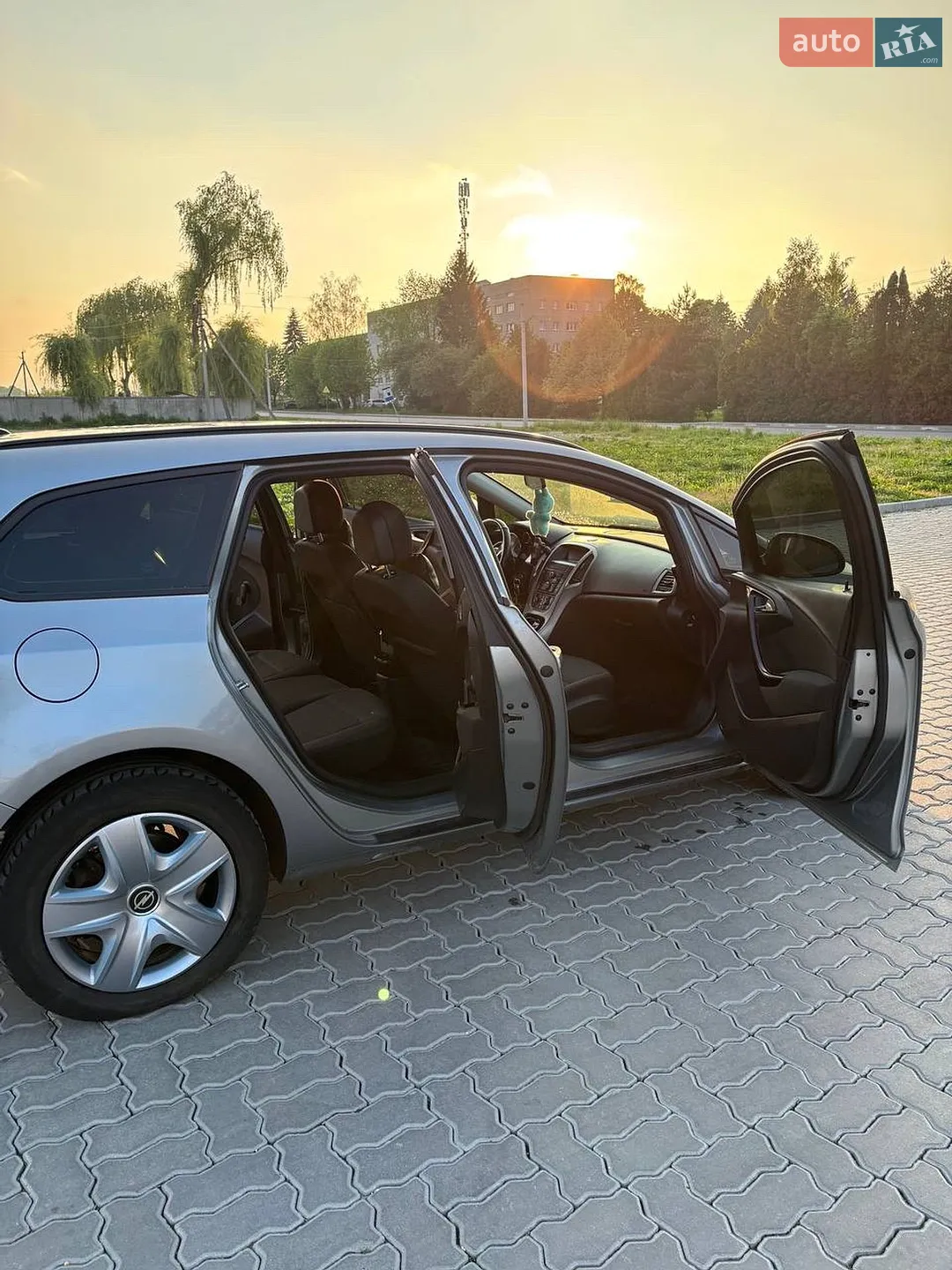 2012 Opel Astra - мініатюра 9
