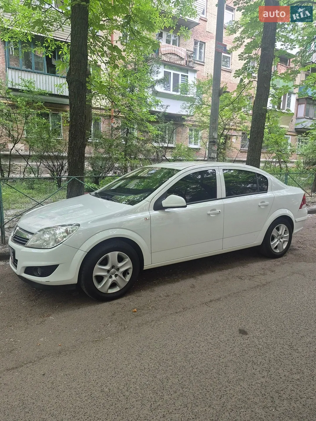 2012 Opel Astra - мініатюра 4