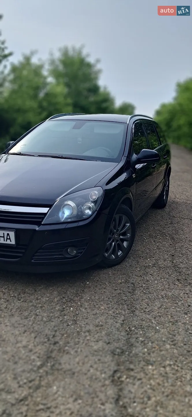 2010 Opel Astra - мініатюра 3