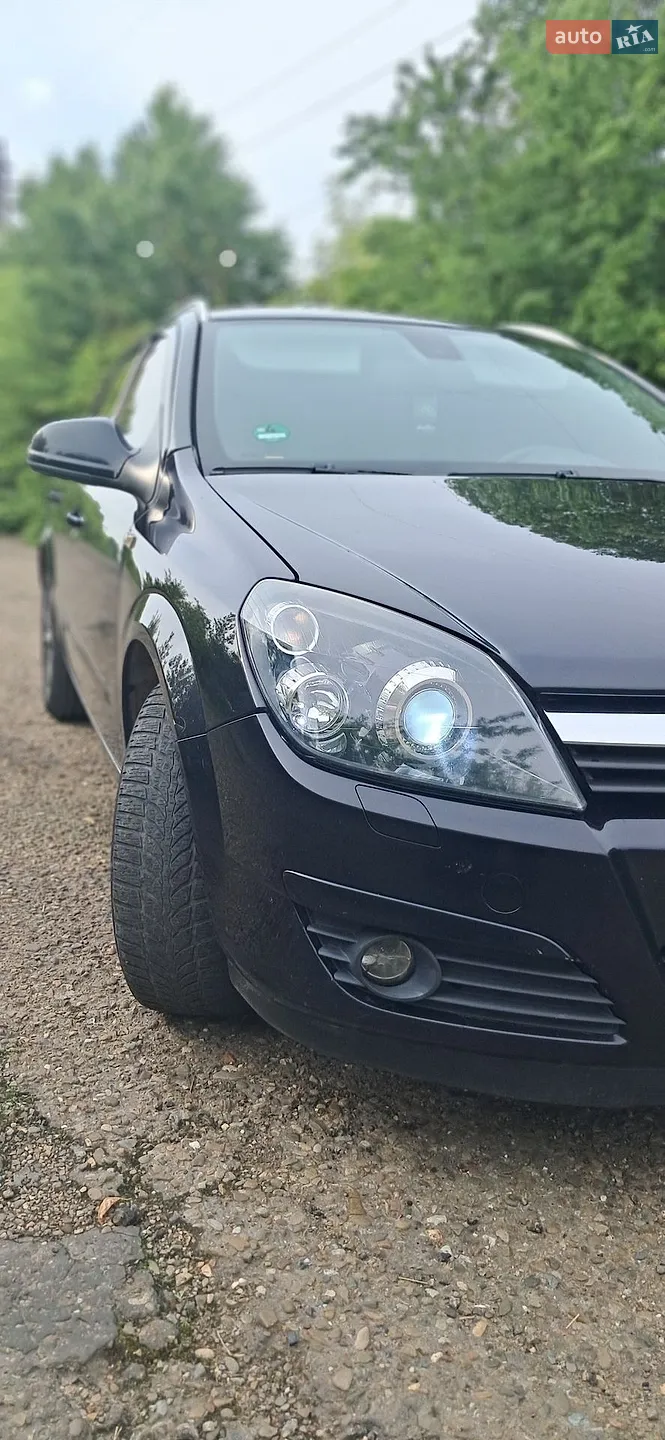 2010 Opel Astra - мініатюра 2