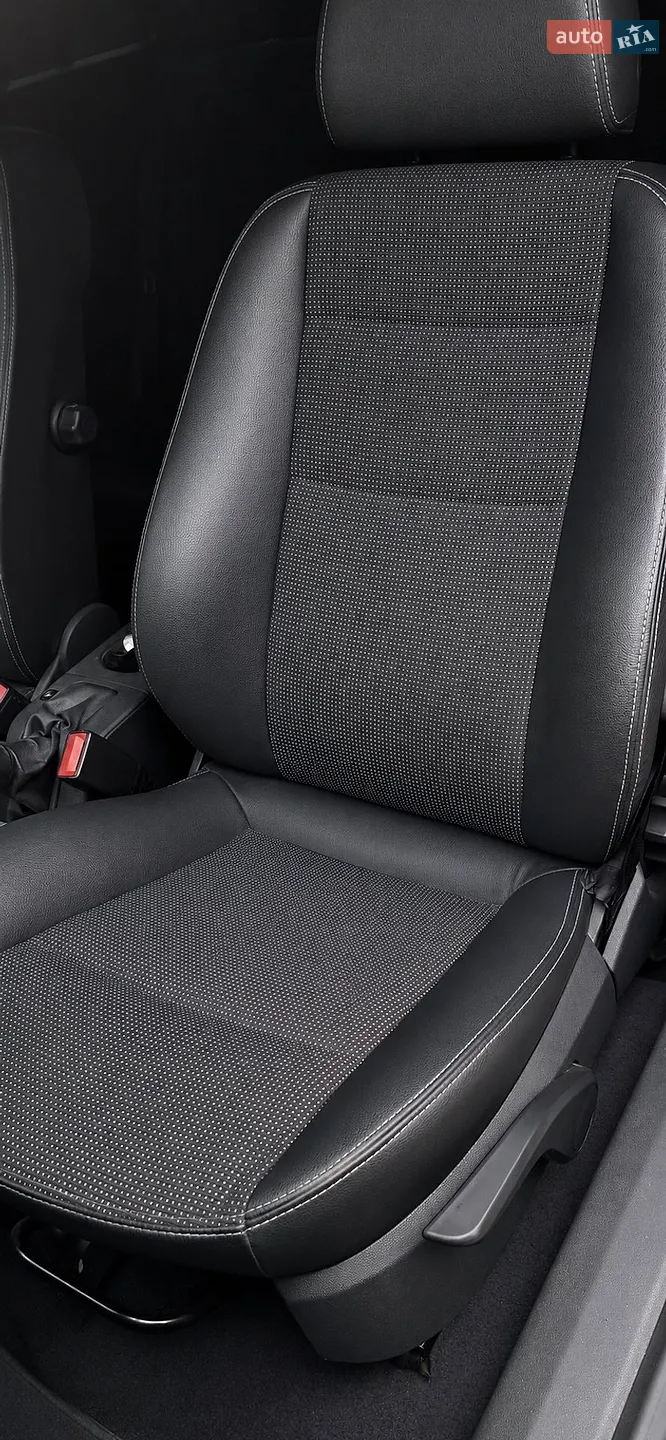 2010 Opel Astra - мініатюра 11