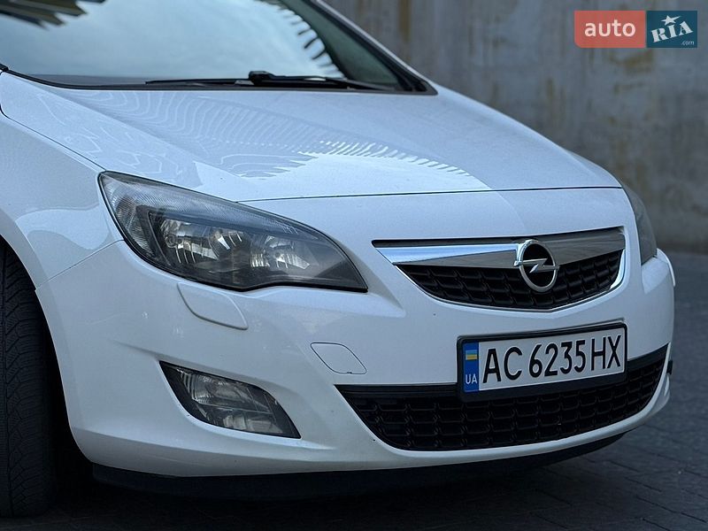 Универсал Opel Astra 2011 в Львове фото 2 Универсал Opel Astra 2011 в Львове