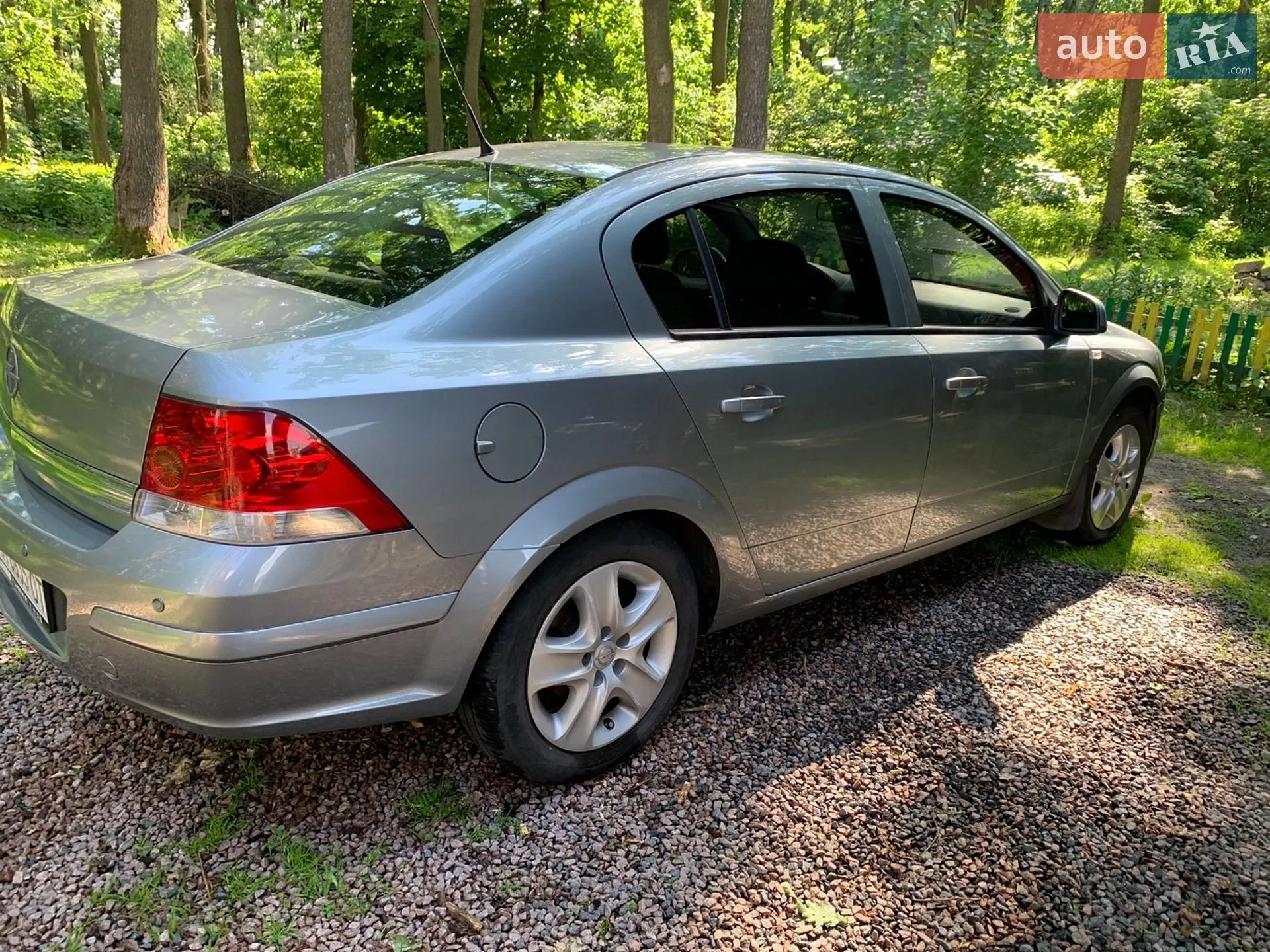2011 Opel Astra - мініатюра 2
