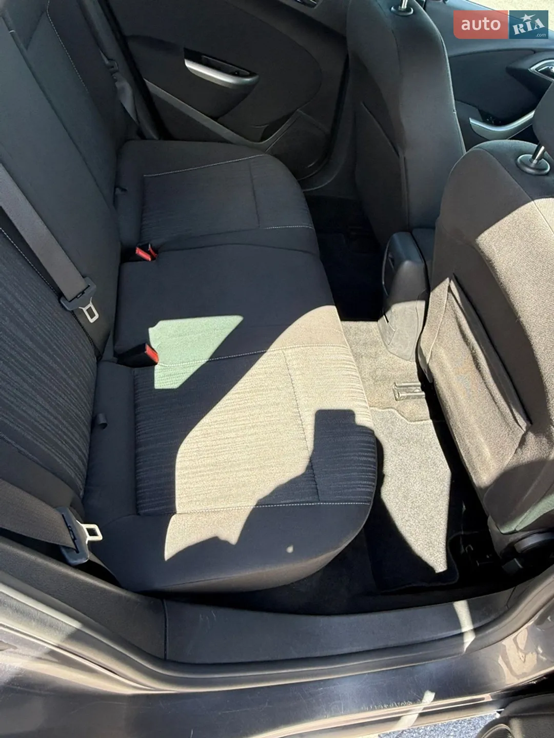 2011 Opel Astra - мініатюра 61