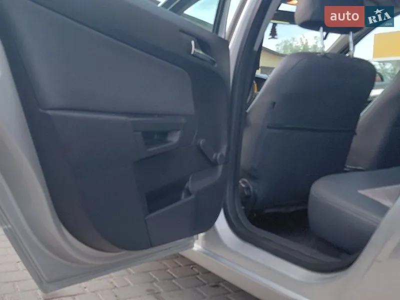 Opel Astra 2005 VIN W0L0AHL3565026421 фото оголошення 10 з 62