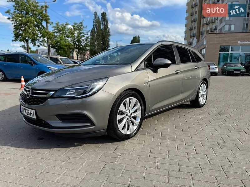 Opel Astra 2016