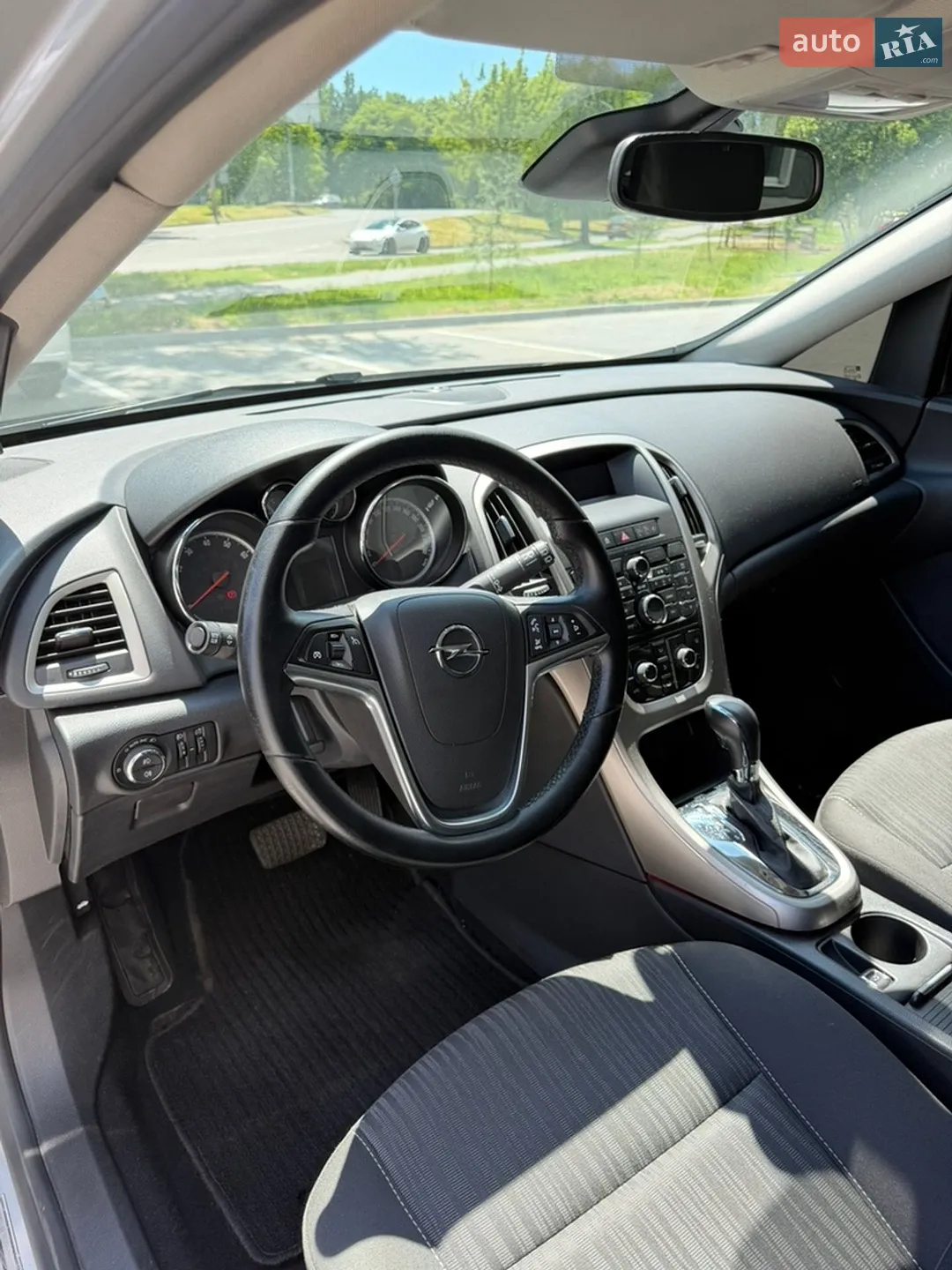 2011 Opel Astra - мініатюра 12