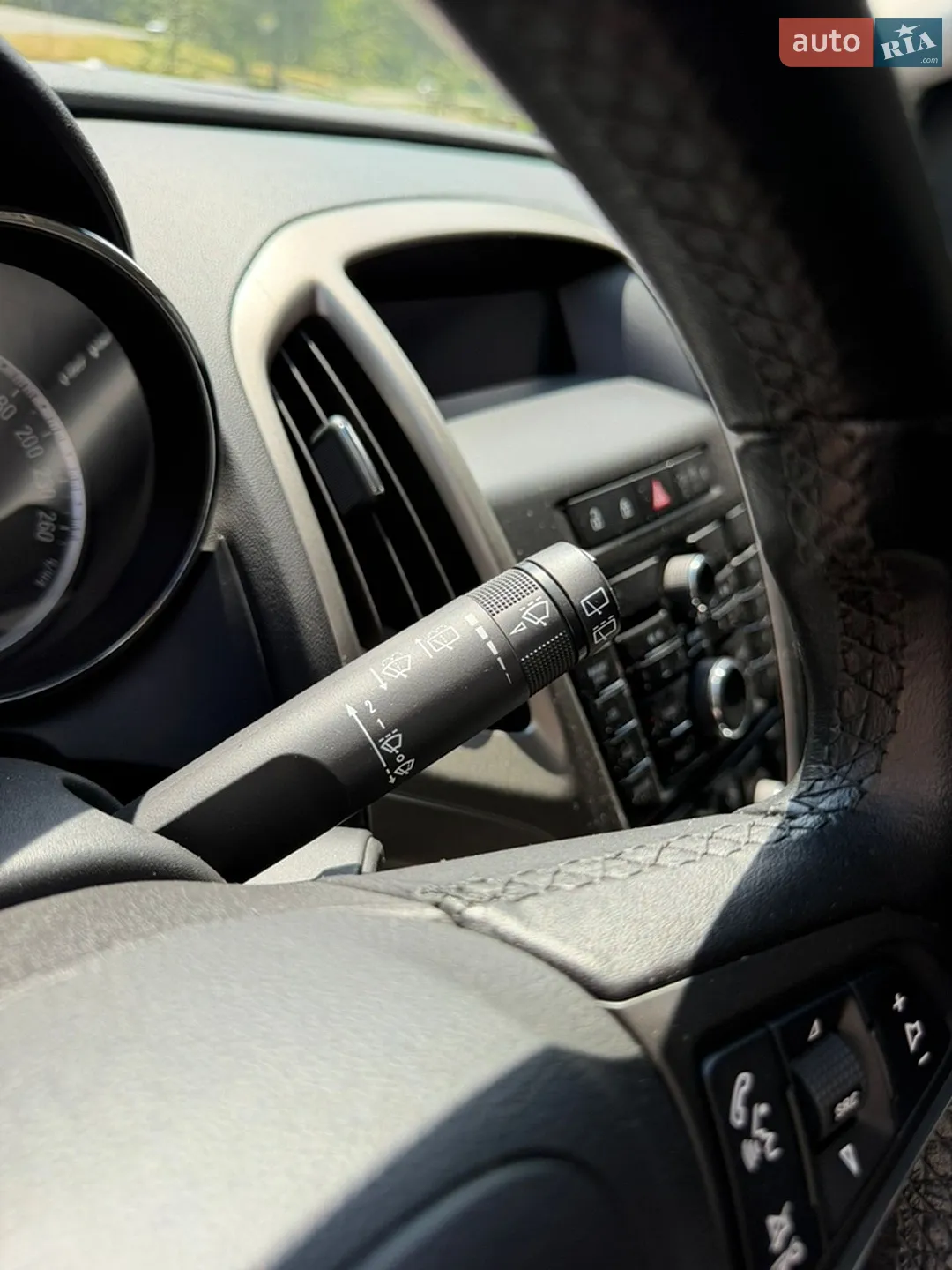 2011 Opel Astra - мініатюра 30
