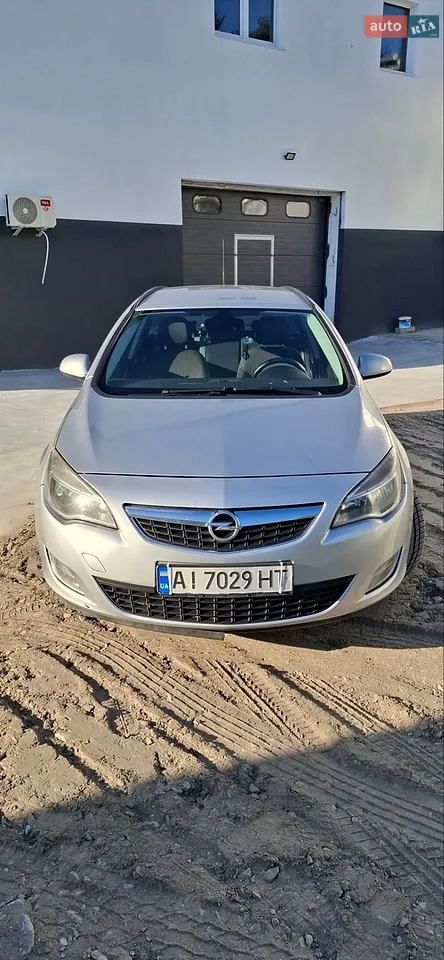 2011 Opel Astra - мініатюра 31