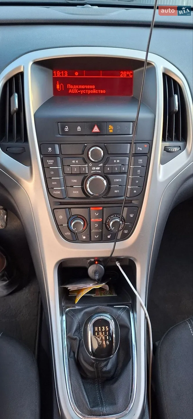 2011 Opel Astra - мініатюра 8