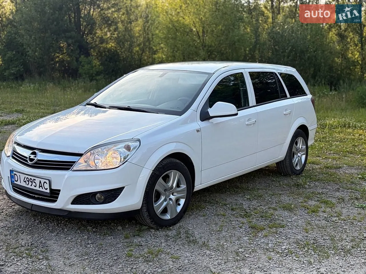 2010 Opel Astra - мініатюра 16