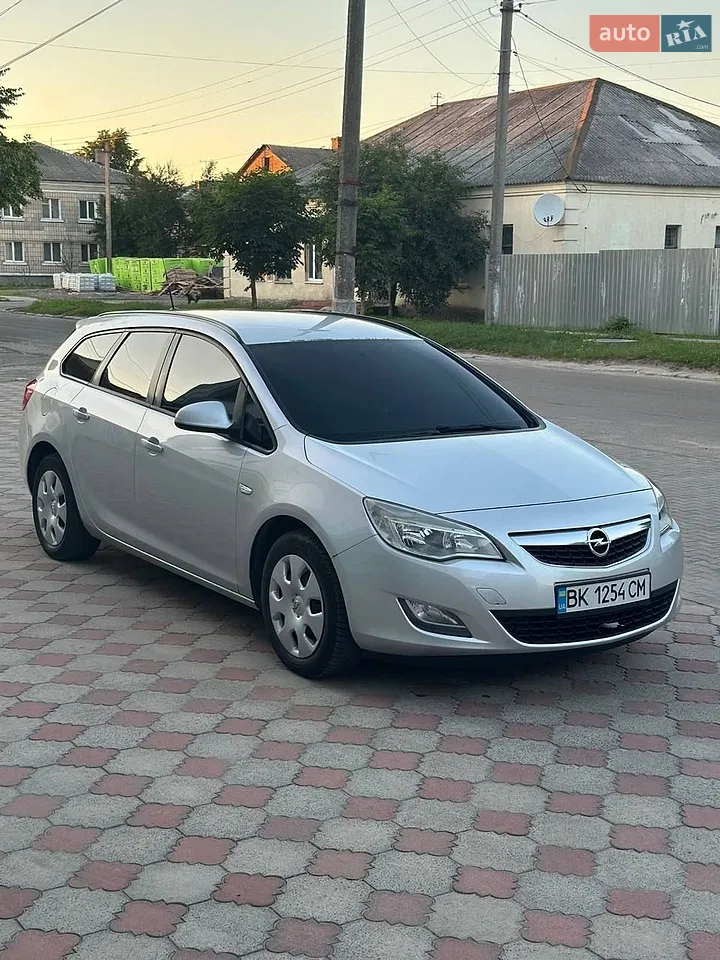 2013 Opel Astra - мініатюра 12
