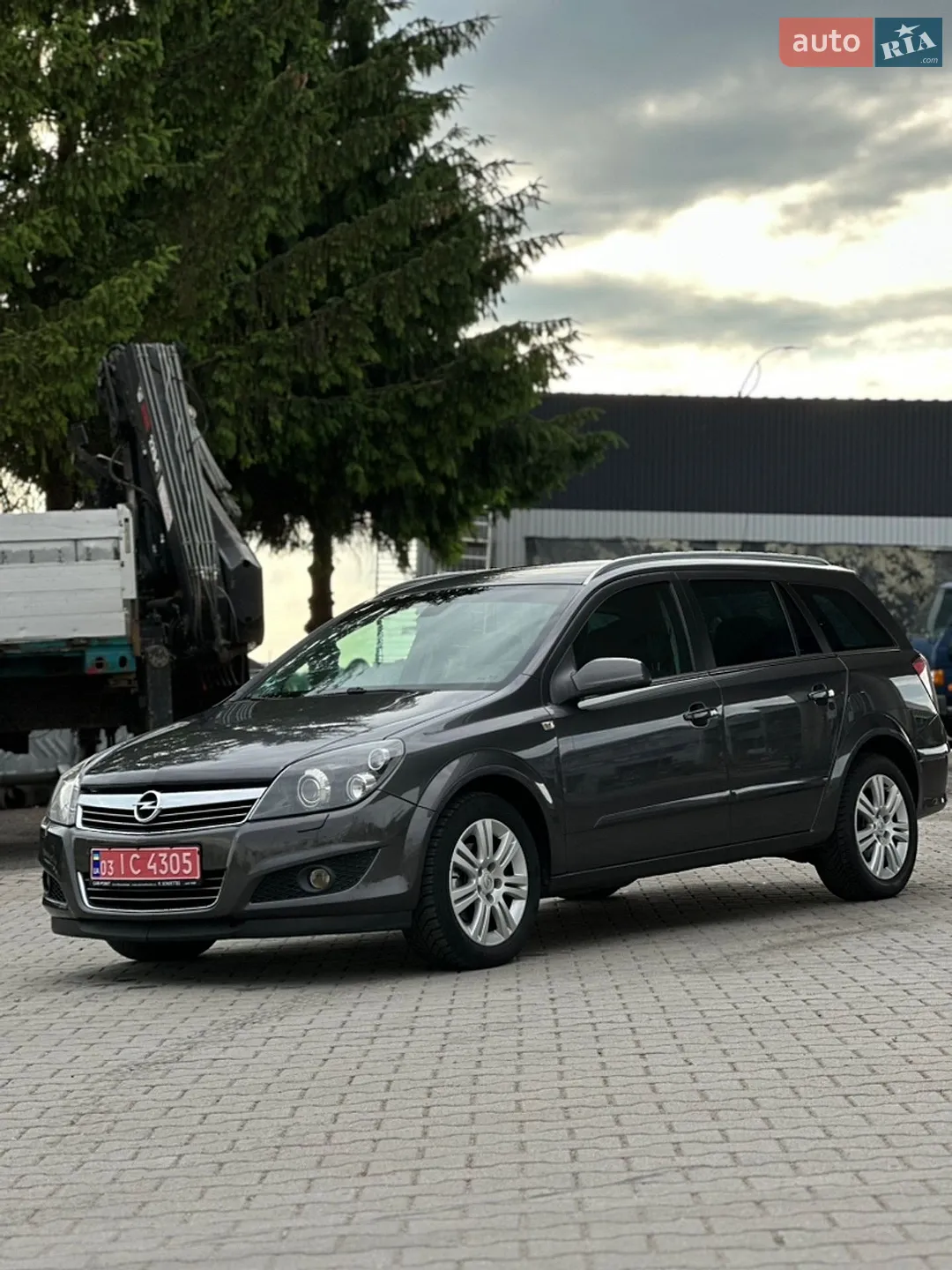 2010 Opel Astra - мініатюра 2