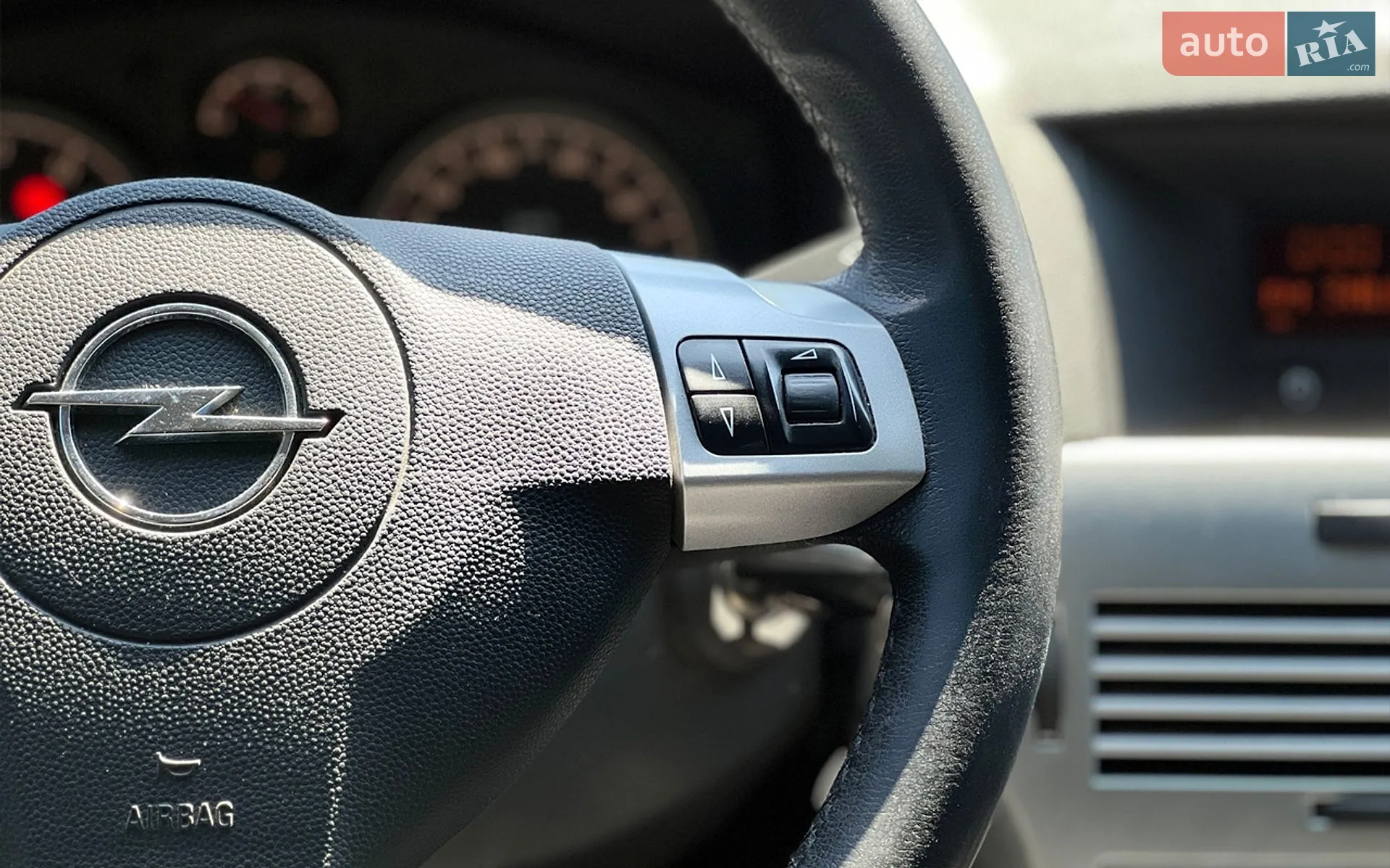 2011 Opel Astra - мініатюра 13