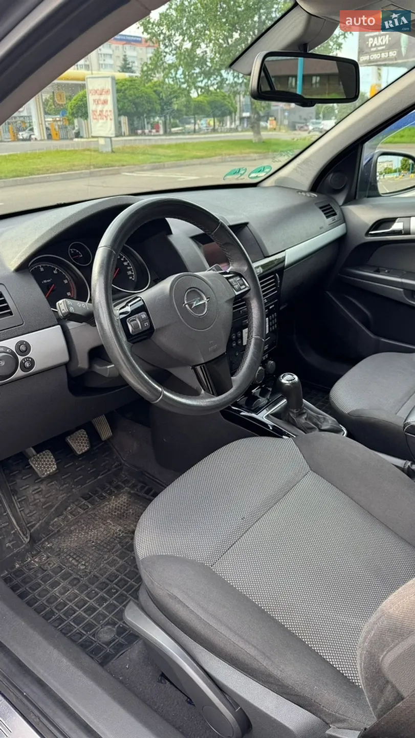 2010 Opel Astra - мініатюра 8