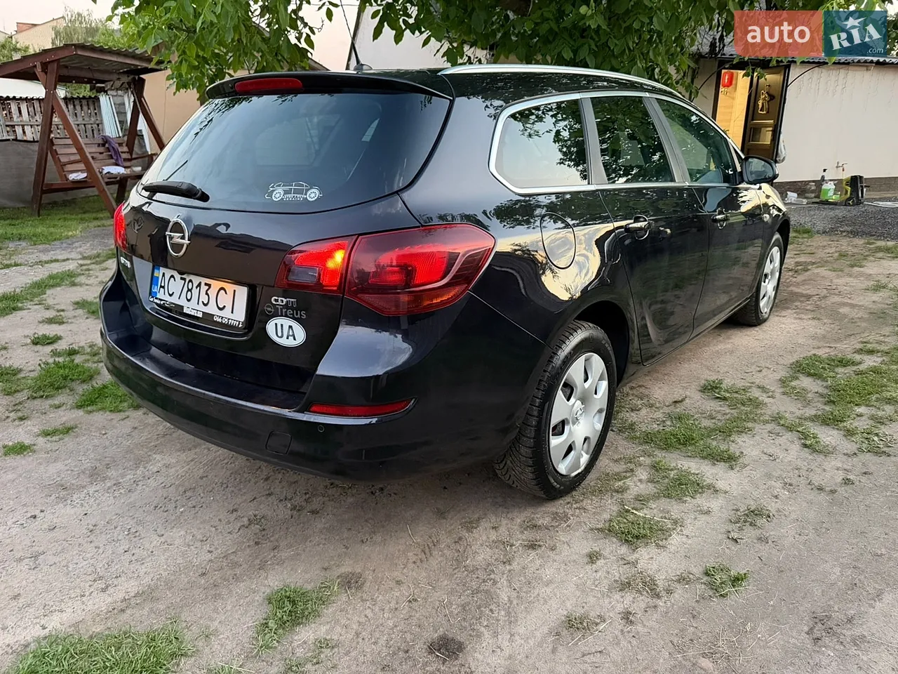 2010 Opel Astra - мініатюра 16