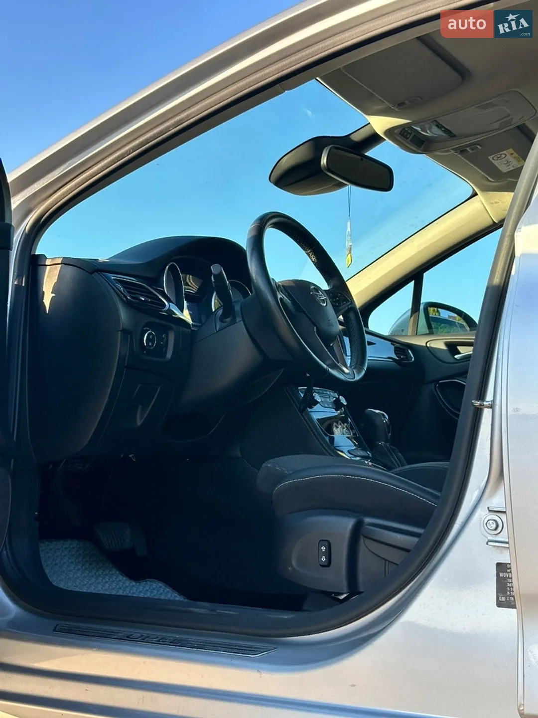 2018 Opel Astra - мініатюра 12