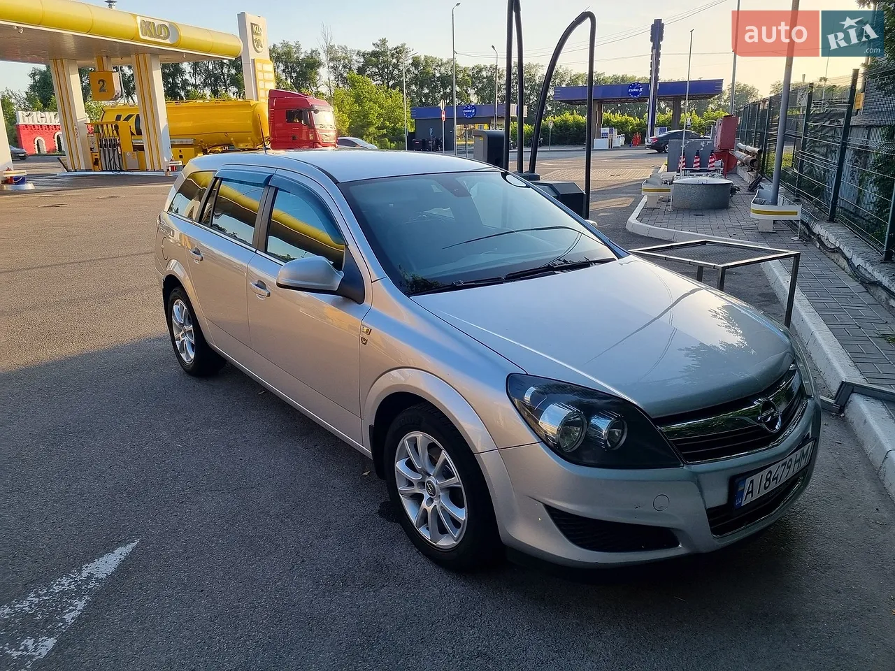 2011 Opel Astra - мініатюра 22