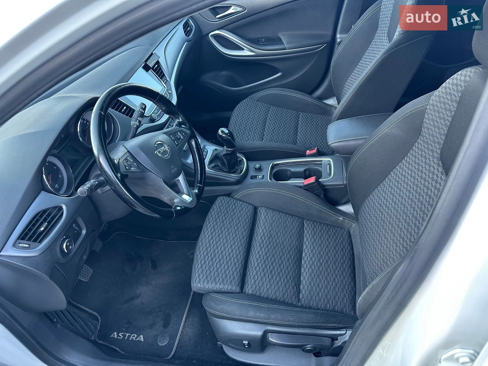 2017 Opel Astra - мініатюра 15