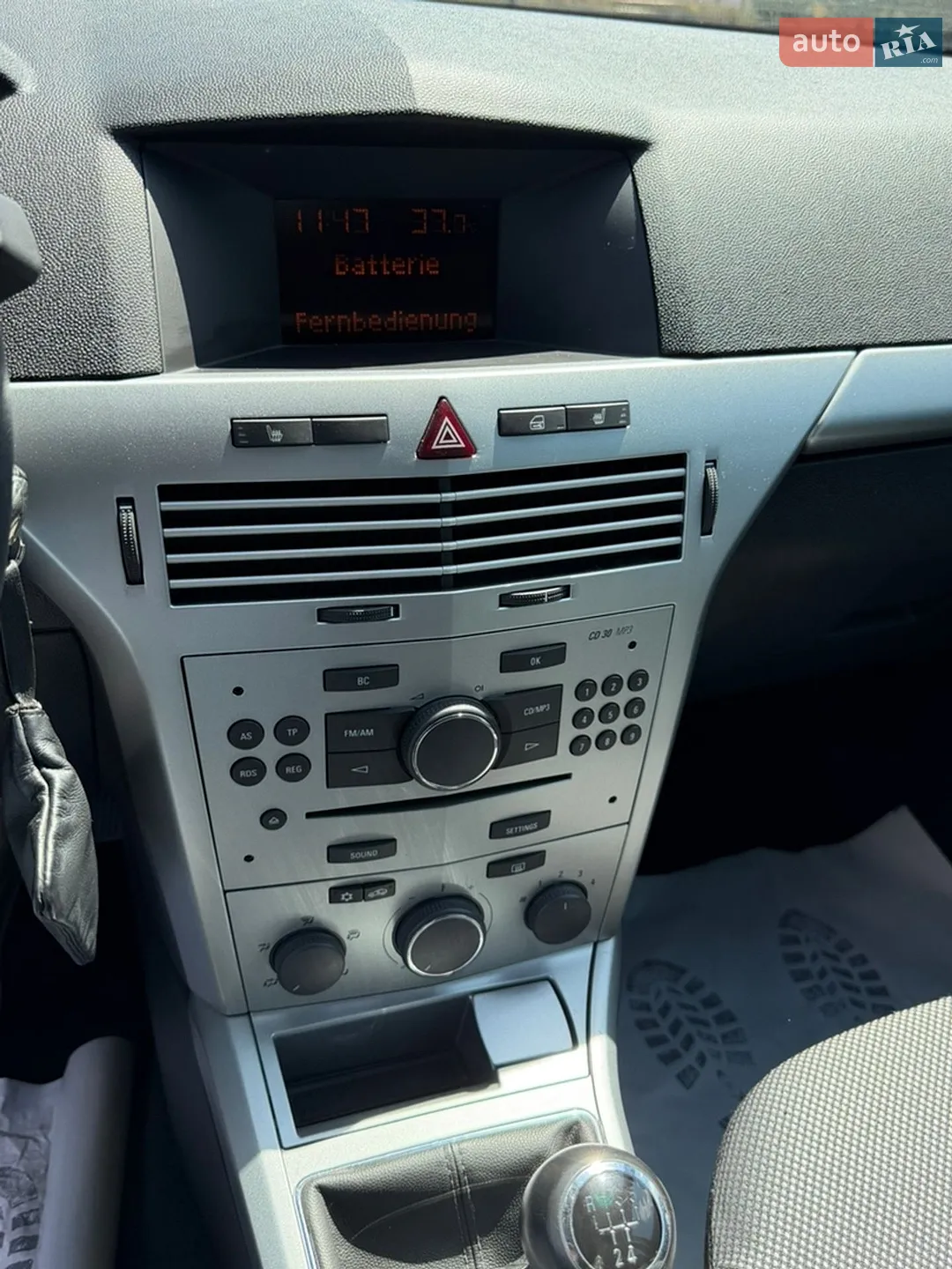 2010 Opel Astra - мініатюра 11