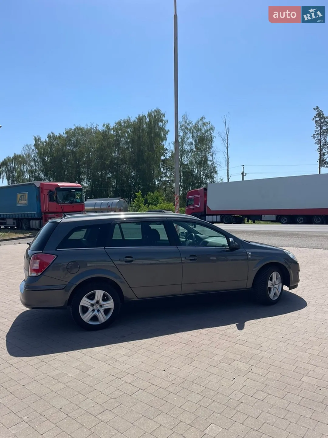 2010 Opel Astra - мініатюра 8