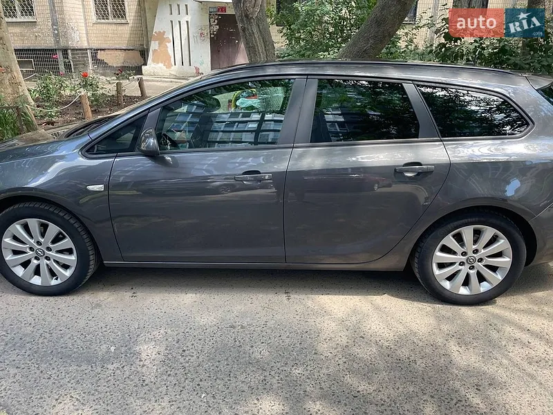 Opel Astra 2011 VIN W0LPD8EF6C8043079 фото оголошення 2 з 55