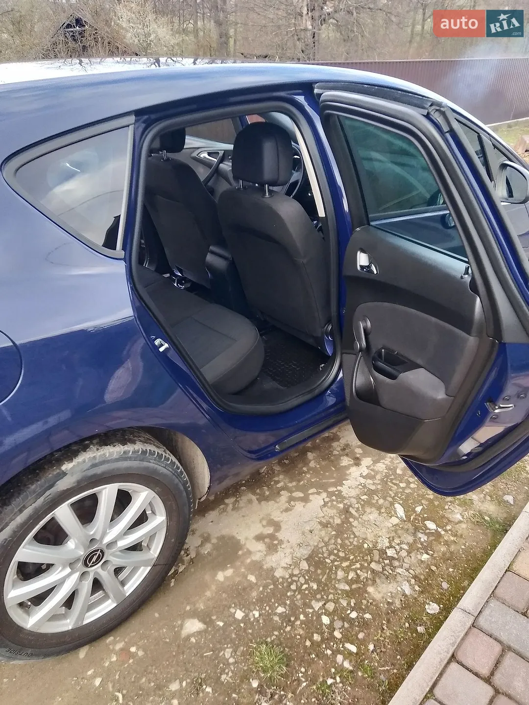 2010 Opel Astra - мініатюра 9