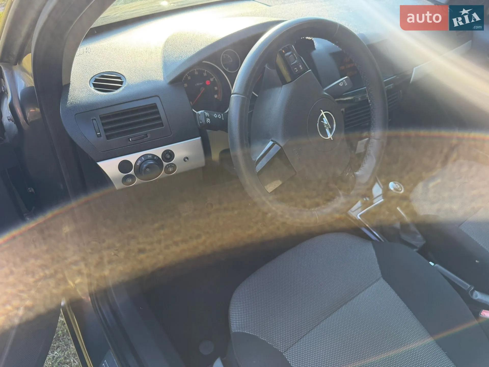 2010 Opel Astra - мініатюра 42