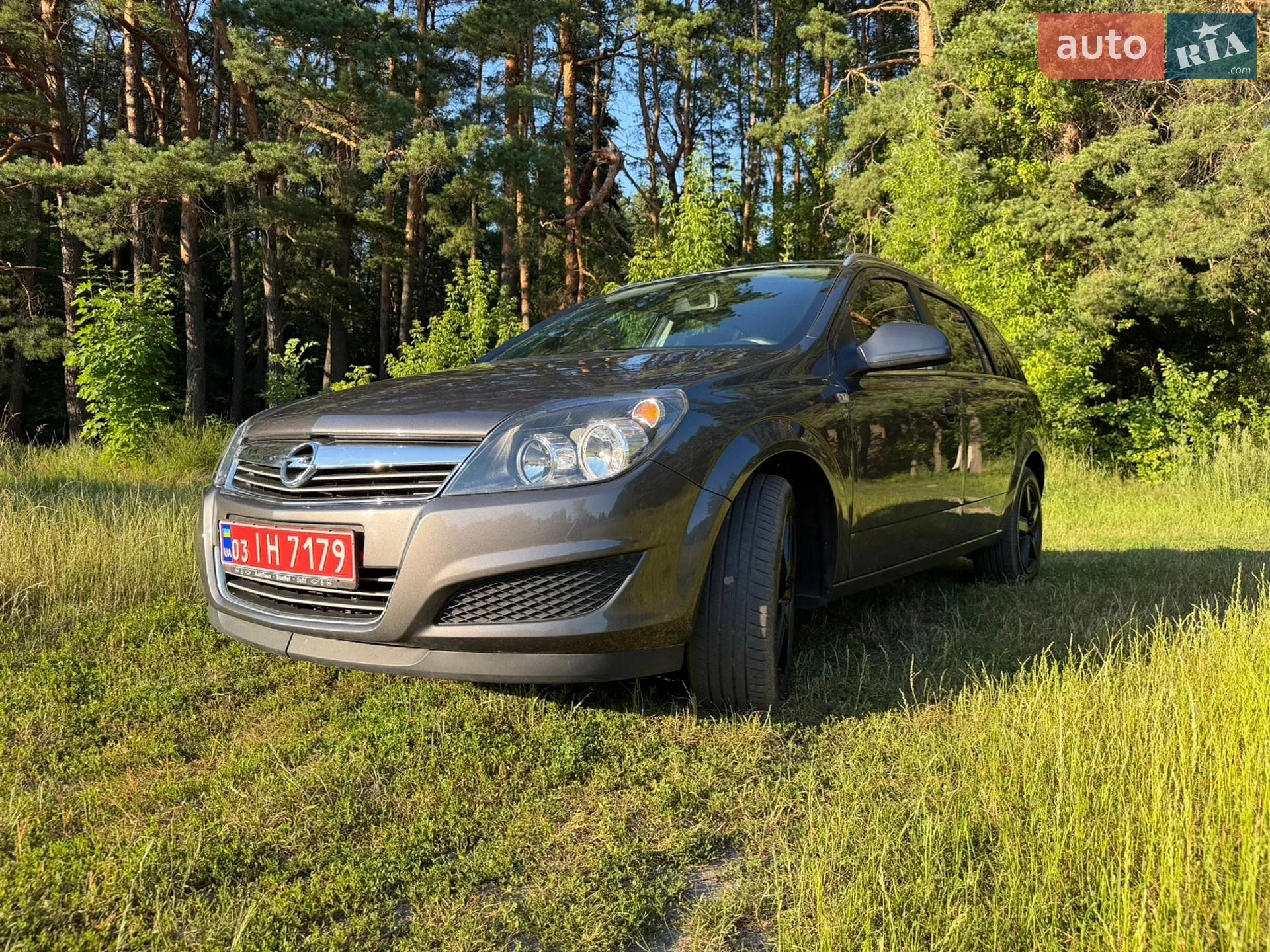 2010 Opel Astra - мініатюра 8