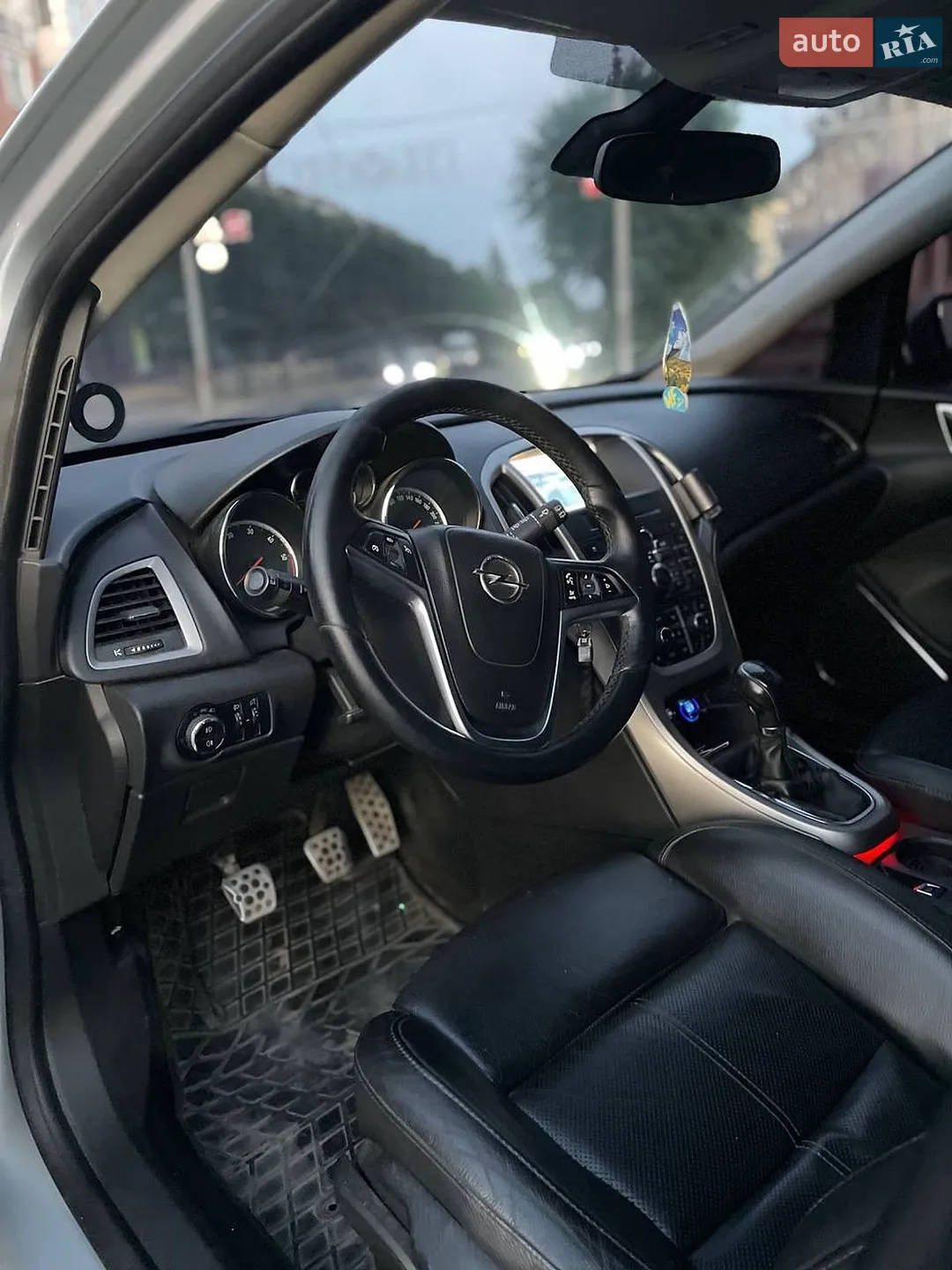 2011 Opel Astra - мініатюра 7