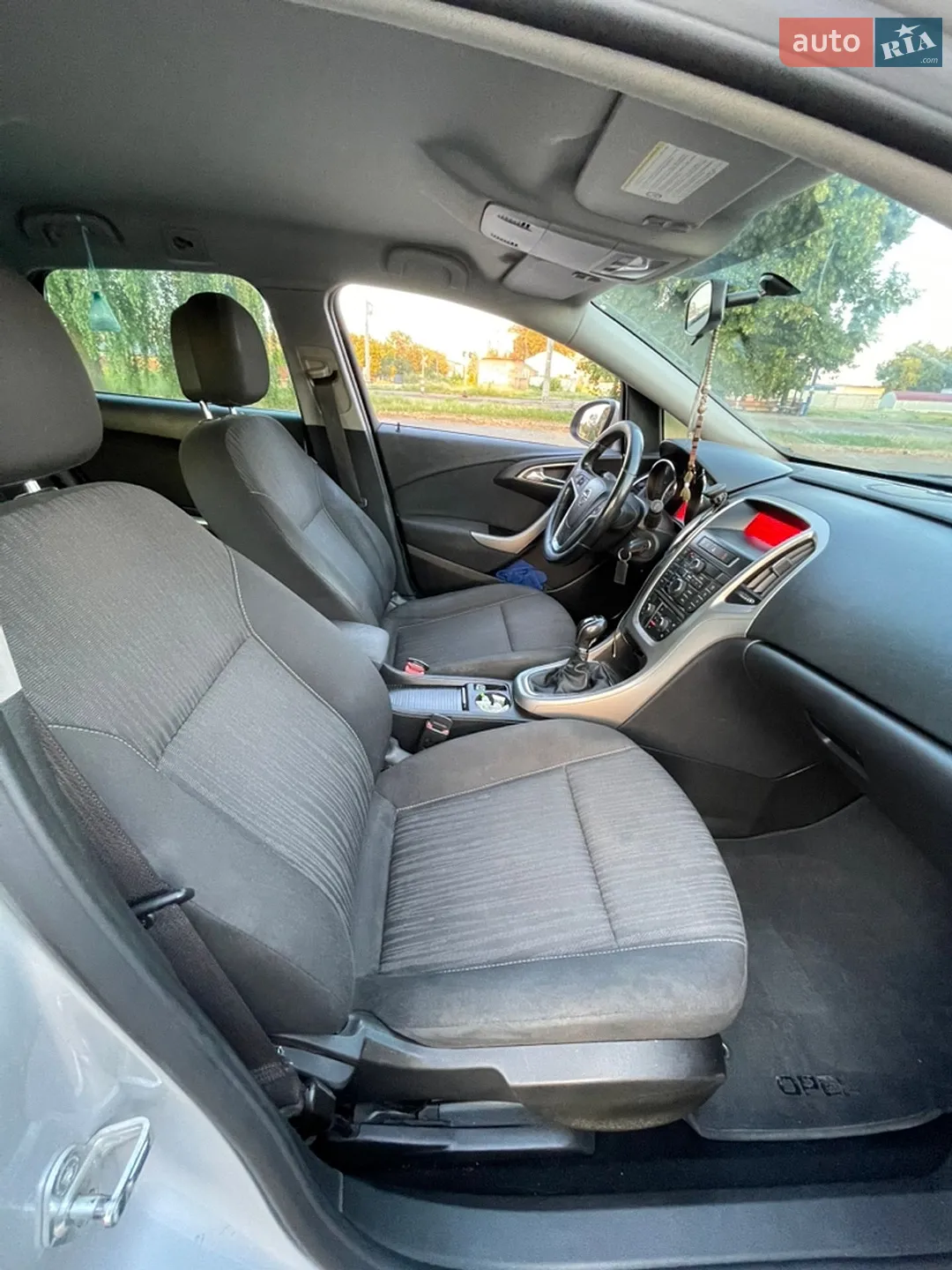 2011 Opel Astra - мініатюра 16