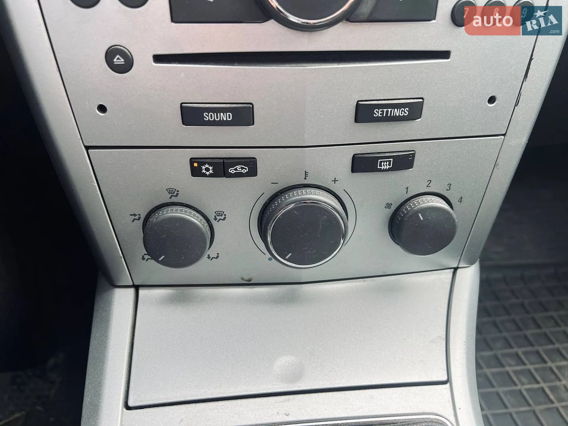 2010 Opel Astra - мініатюра 21