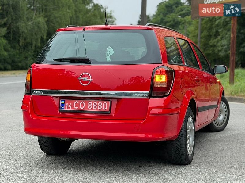 Универсал Opel Astra 2009 в Трускавце