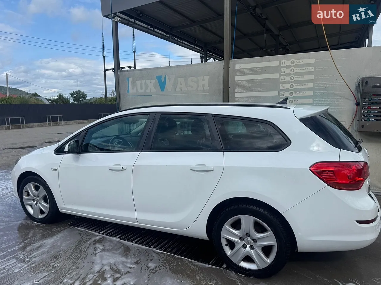 2010 Opel Astra - мініатюра 30
