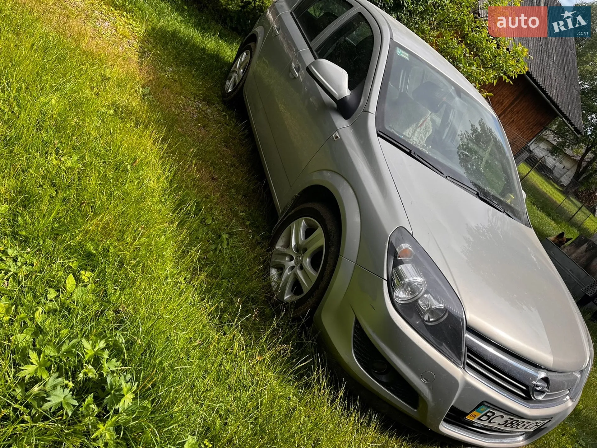 2010 Opel Astra - мініатюра 3