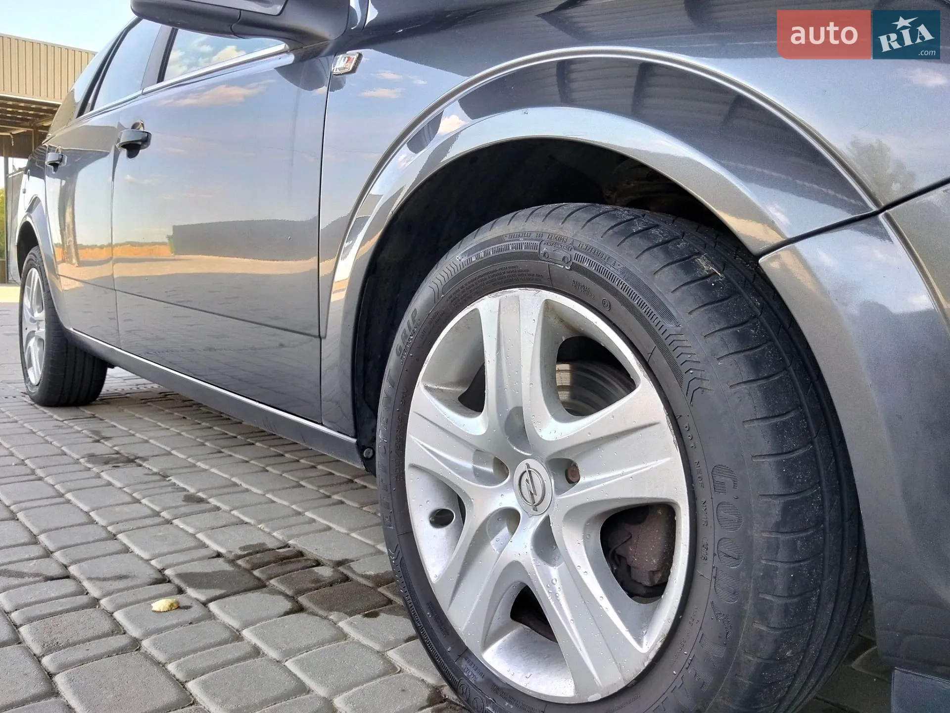 2010 Opel Astra - мініатюра 32