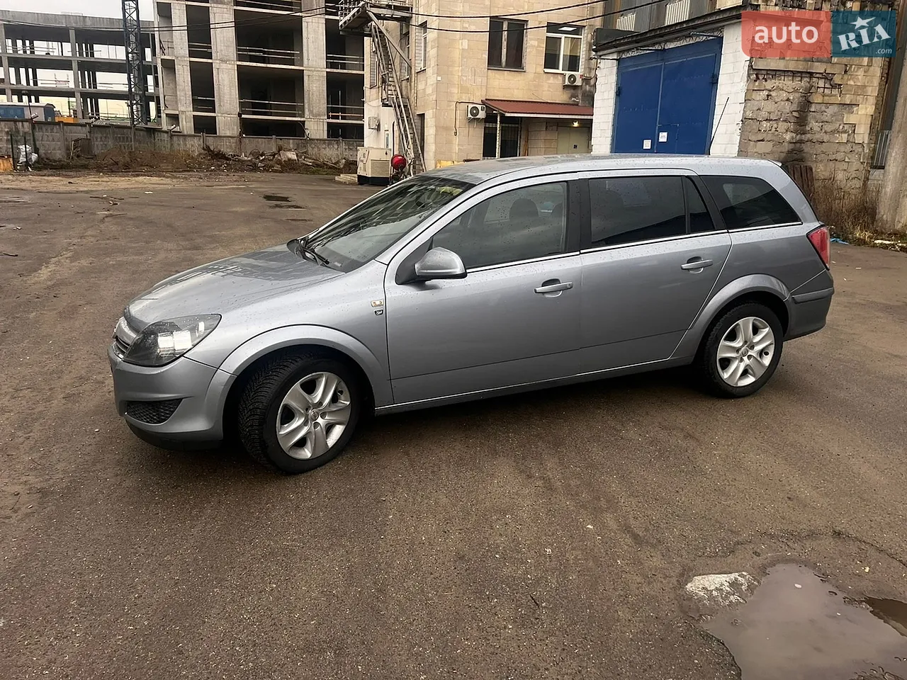 2010 Opel Astra - мініатюра 6