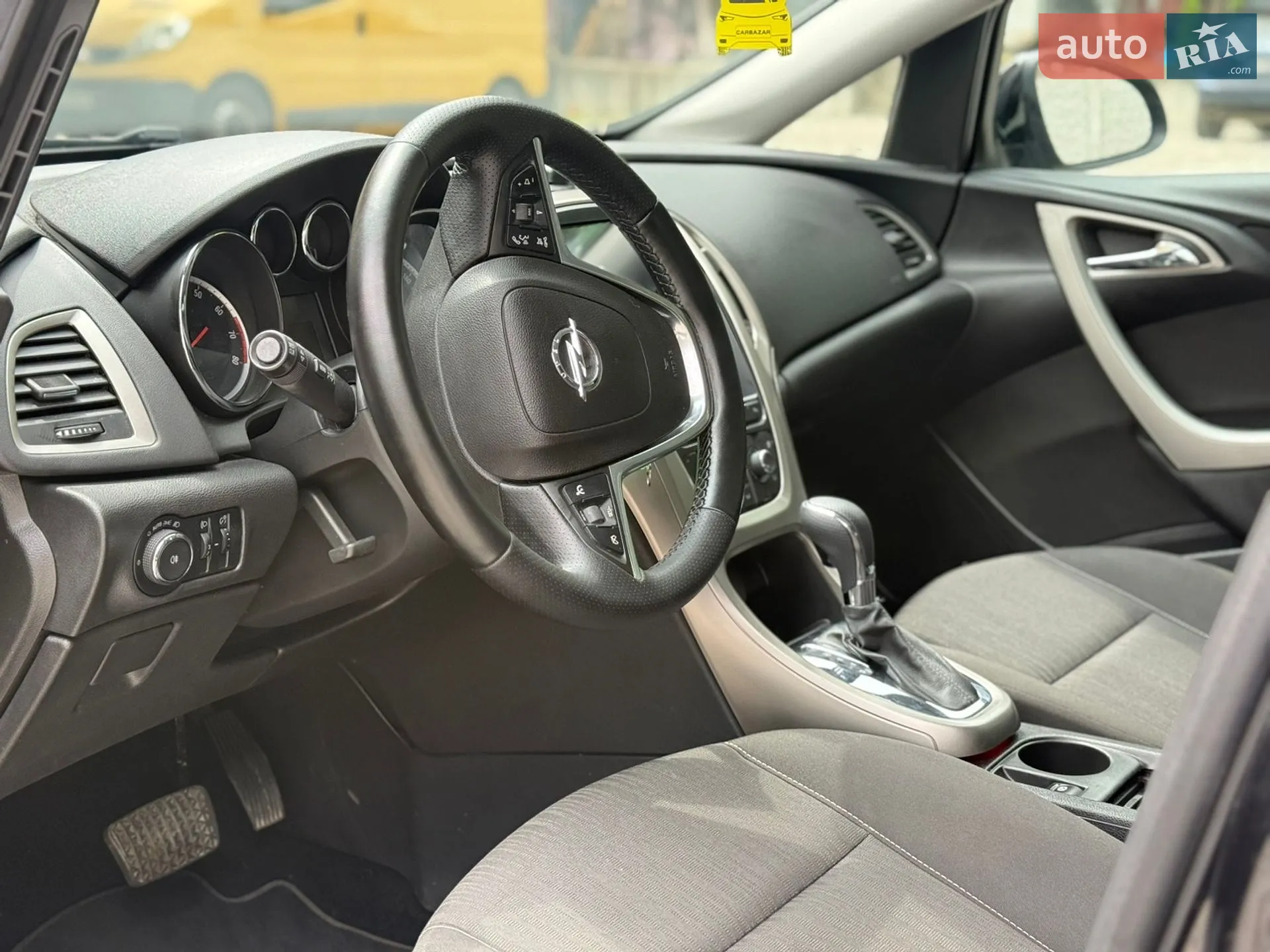 2011 Opel Astra - мініатюра 8