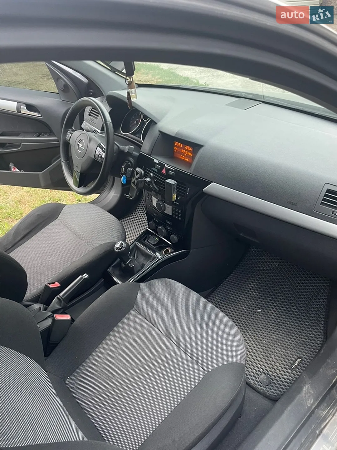 2010 Opel Astra - мініатюра 10