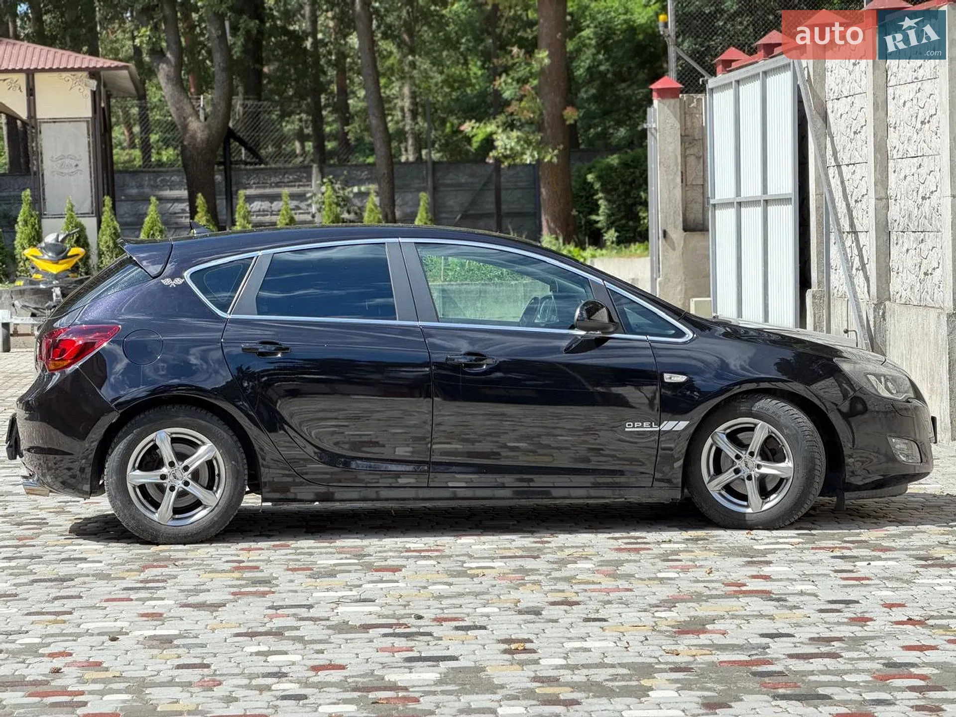 2011 Opel Astra - мініатюра 14