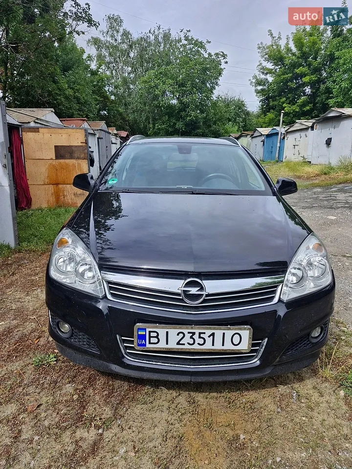 2010 Opel Astra - мініатюра 12