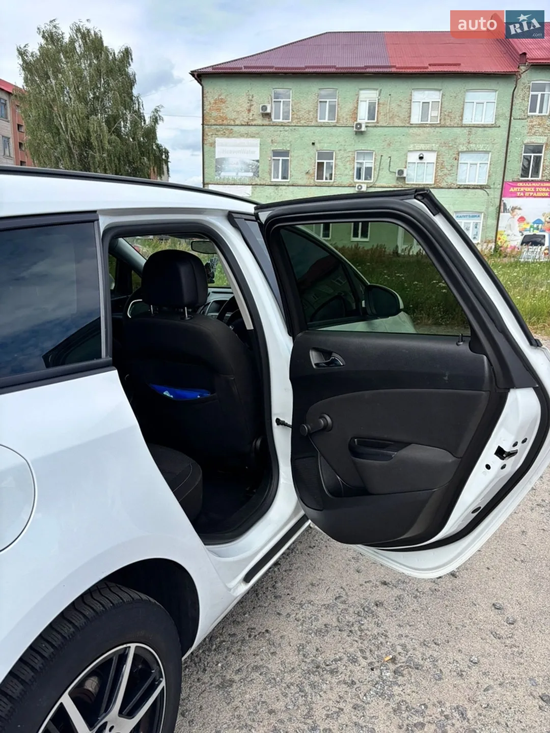 2011 Opel Astra - мініатюра 15