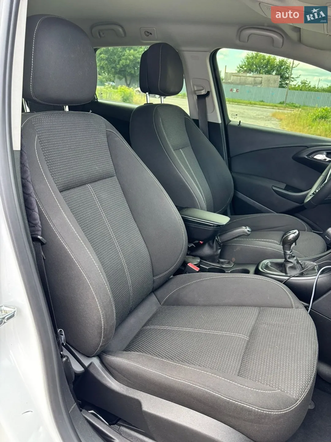 2011 Opel Astra - мініатюра 19