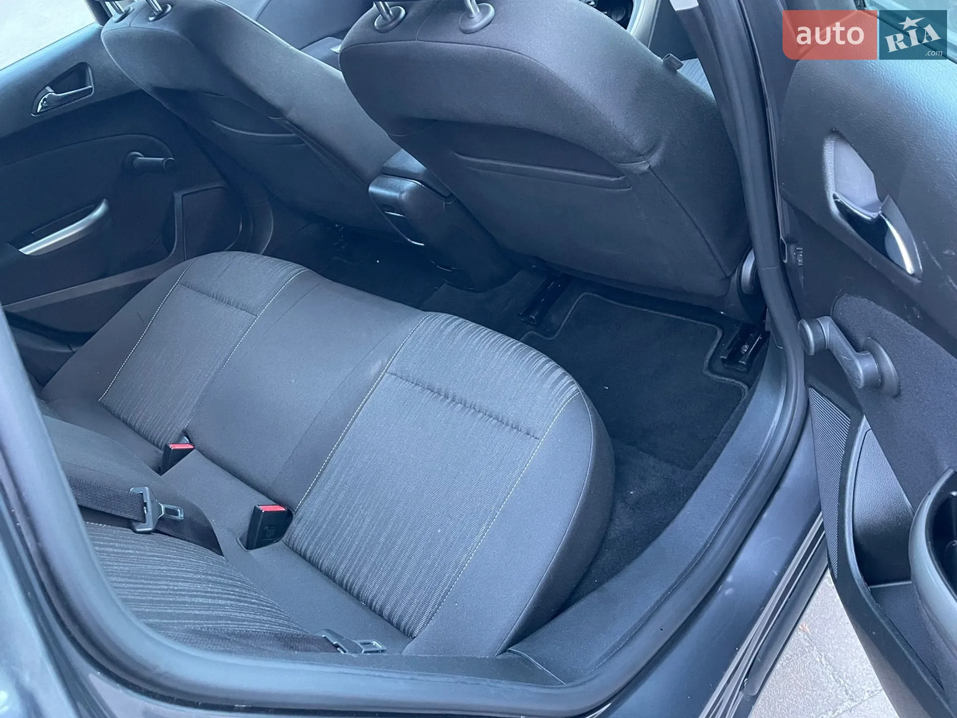 2010 Opel Astra - мініатюра 20