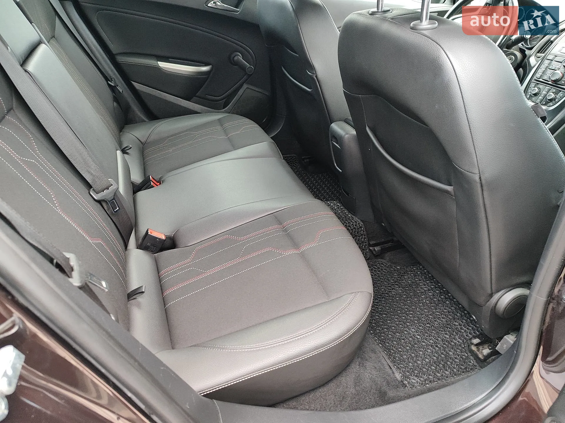 2012 Opel Astra - мініатюра 39
