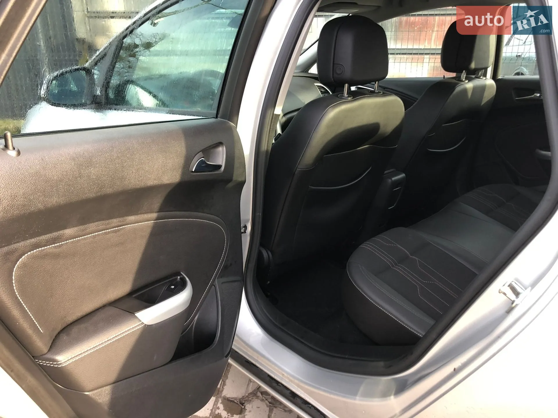 2012 Opel Astra - мініатюра 34